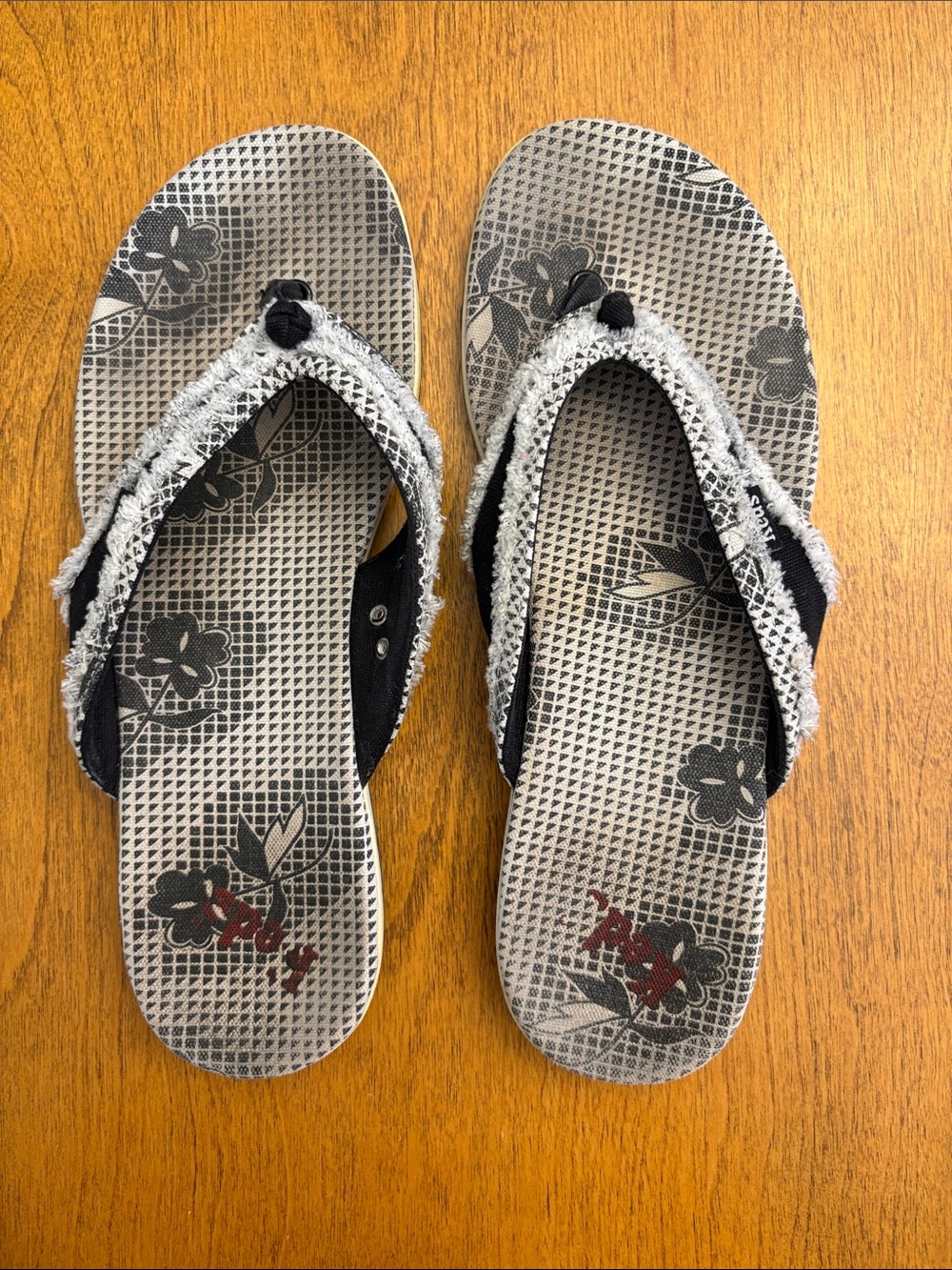 Keds Black and Gray Floral Flip Flop Sandals
